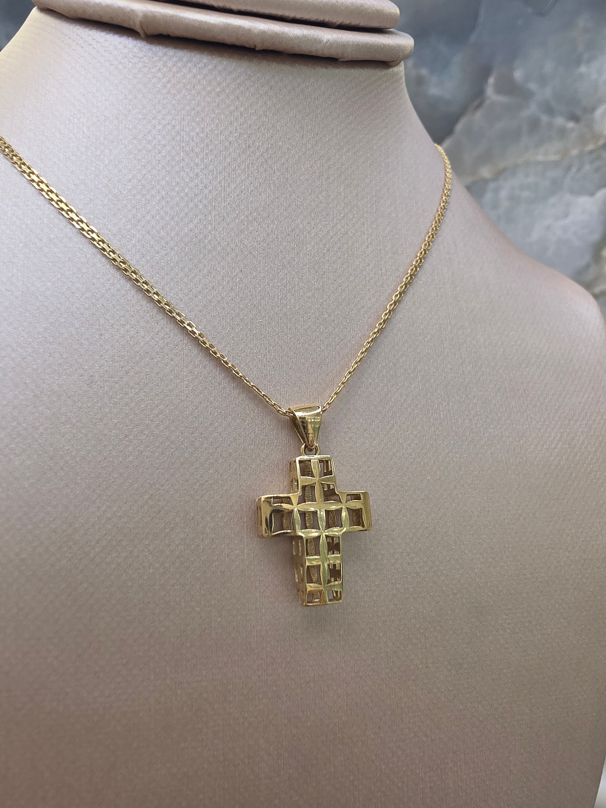 Geometric Openwork Cross Pendant 146