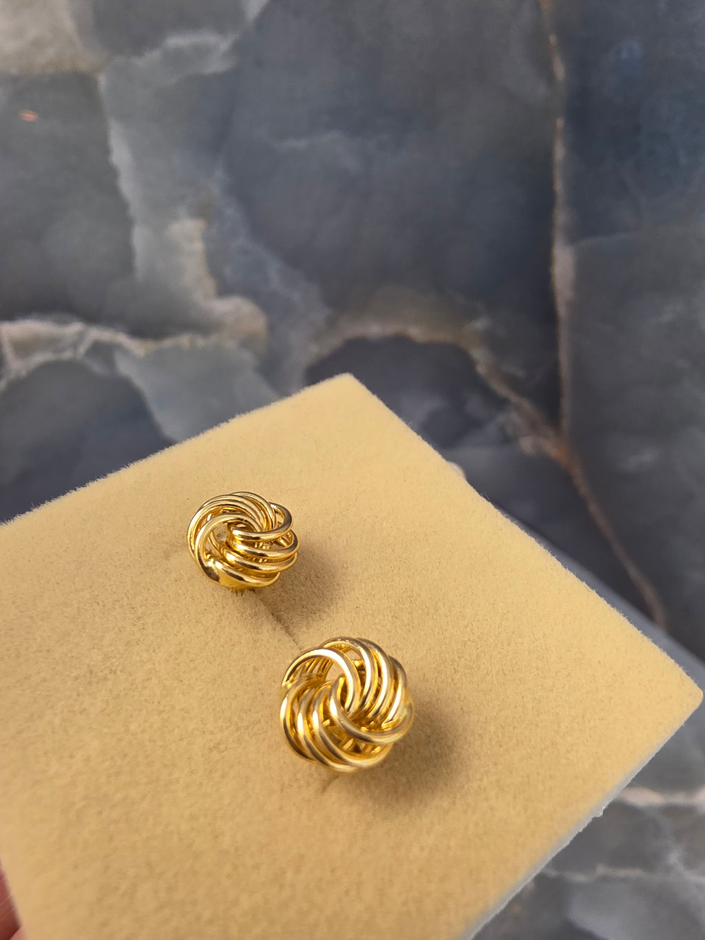 Knot Stud Earrings 097