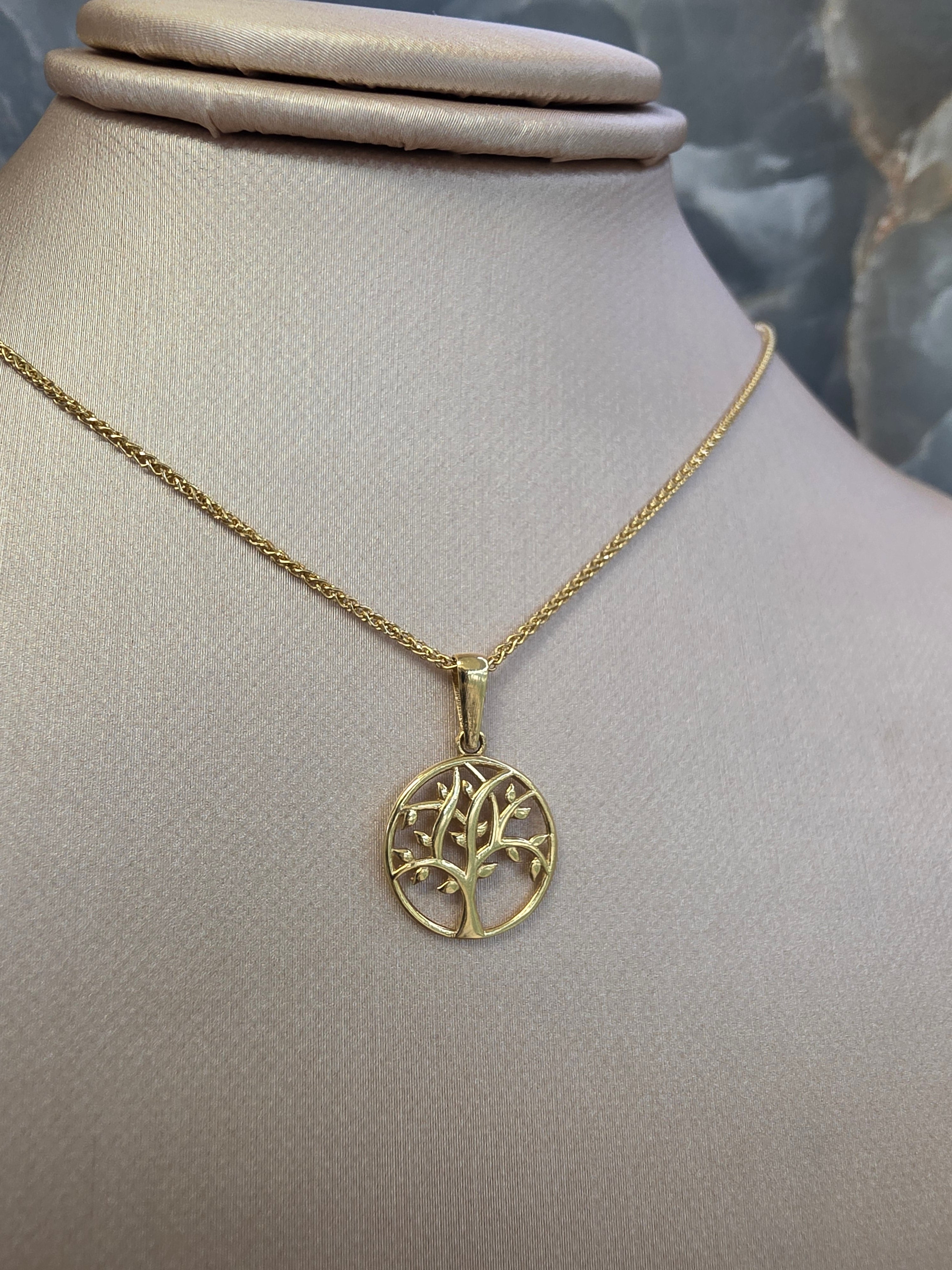 Tree of Life Pendant 083