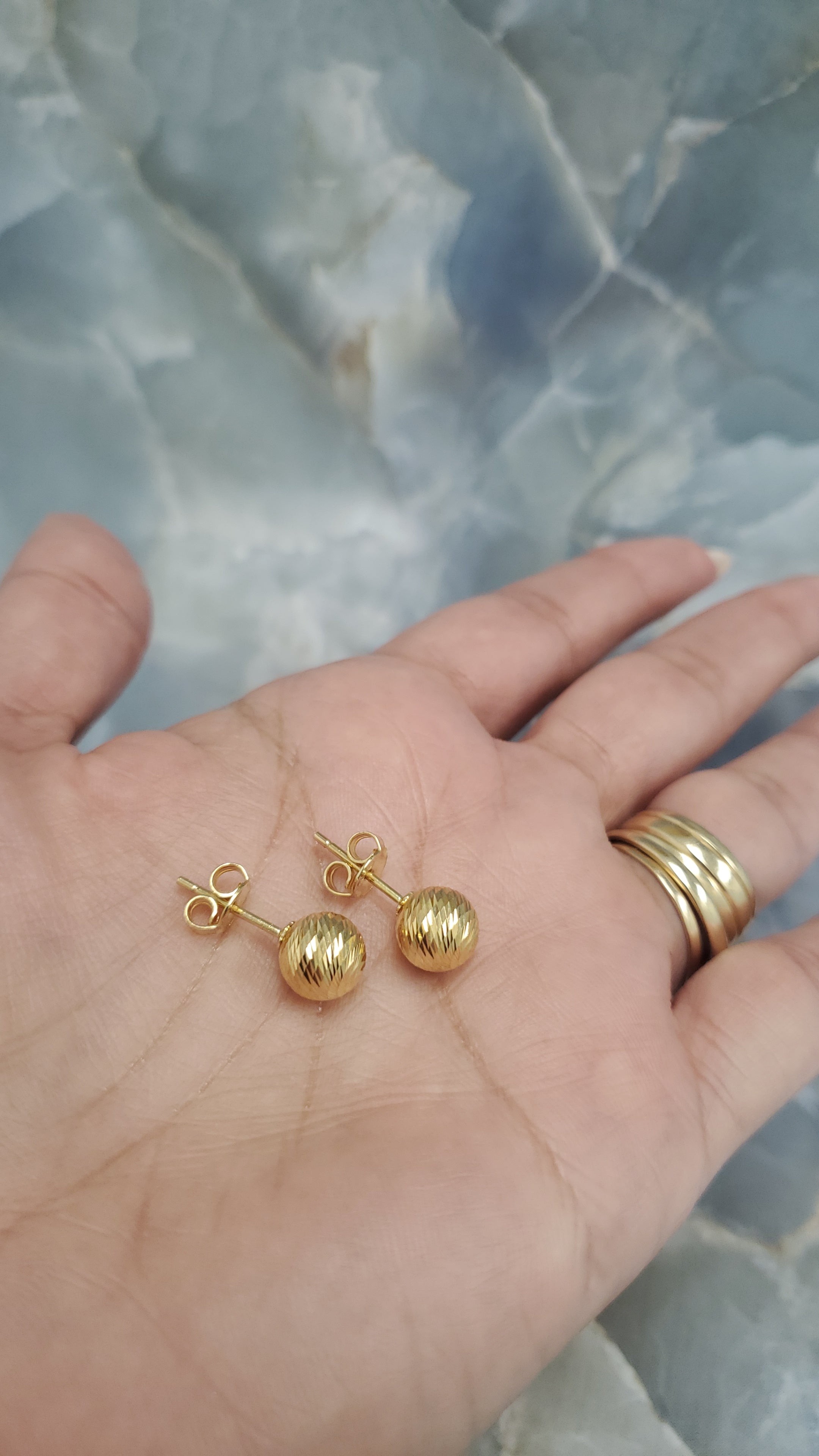 Diamond-Cut Round Stud Earrings 168