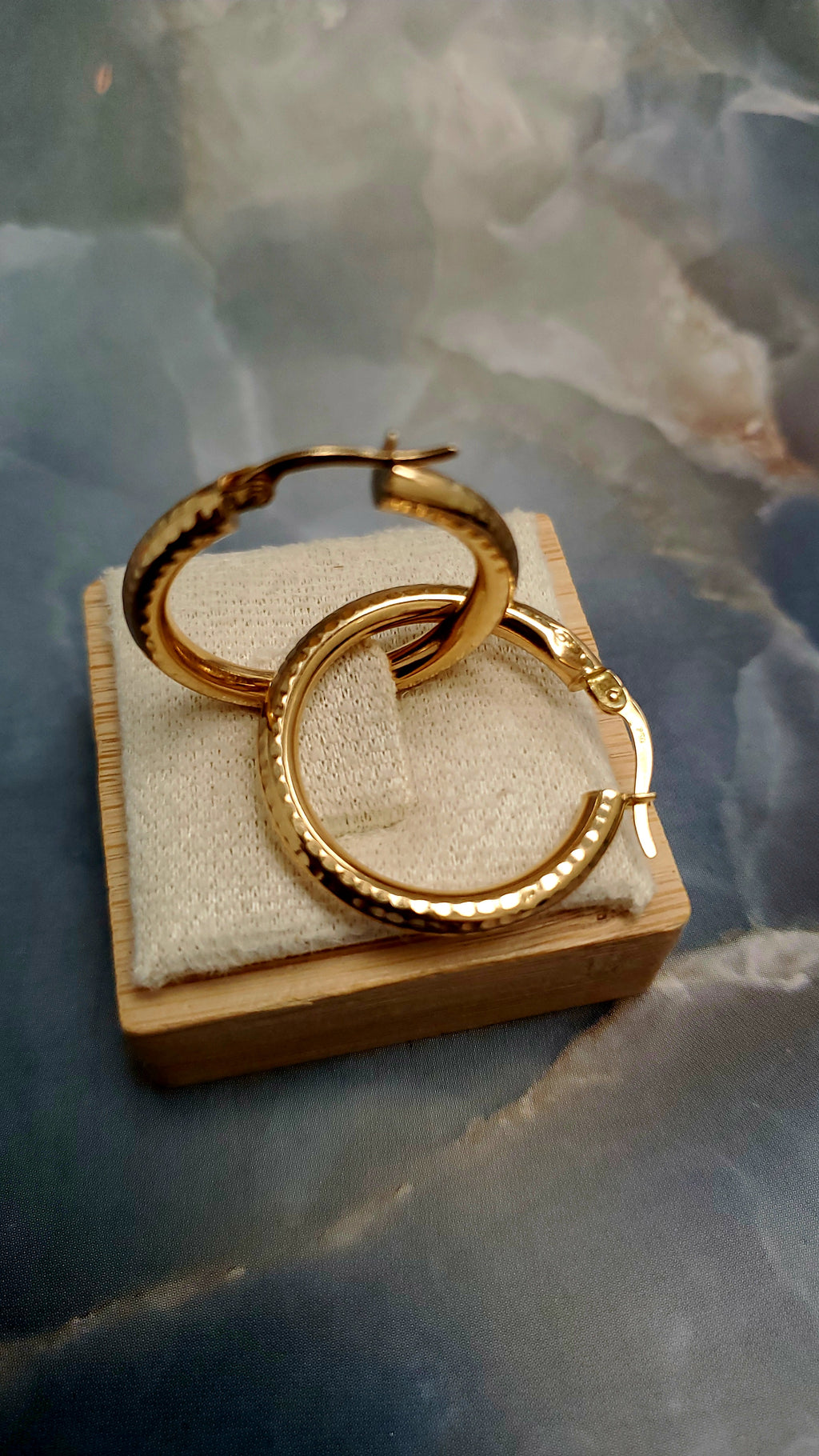 Textured Hoop Earrings 220