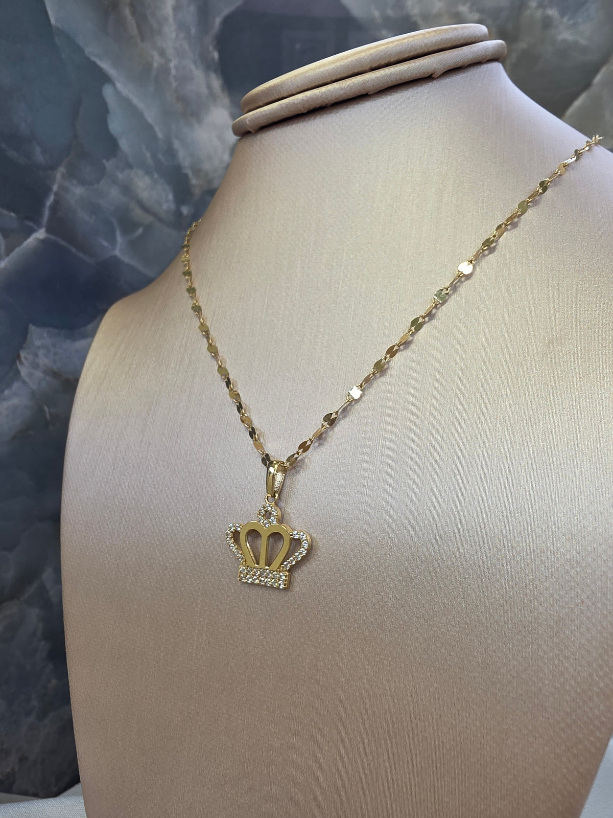 Zirconia Crown Pendant 098