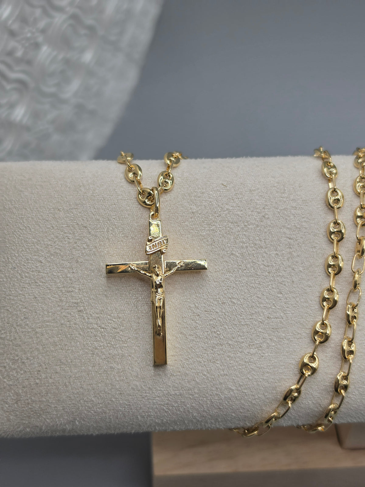 Crucifix Pendant 194