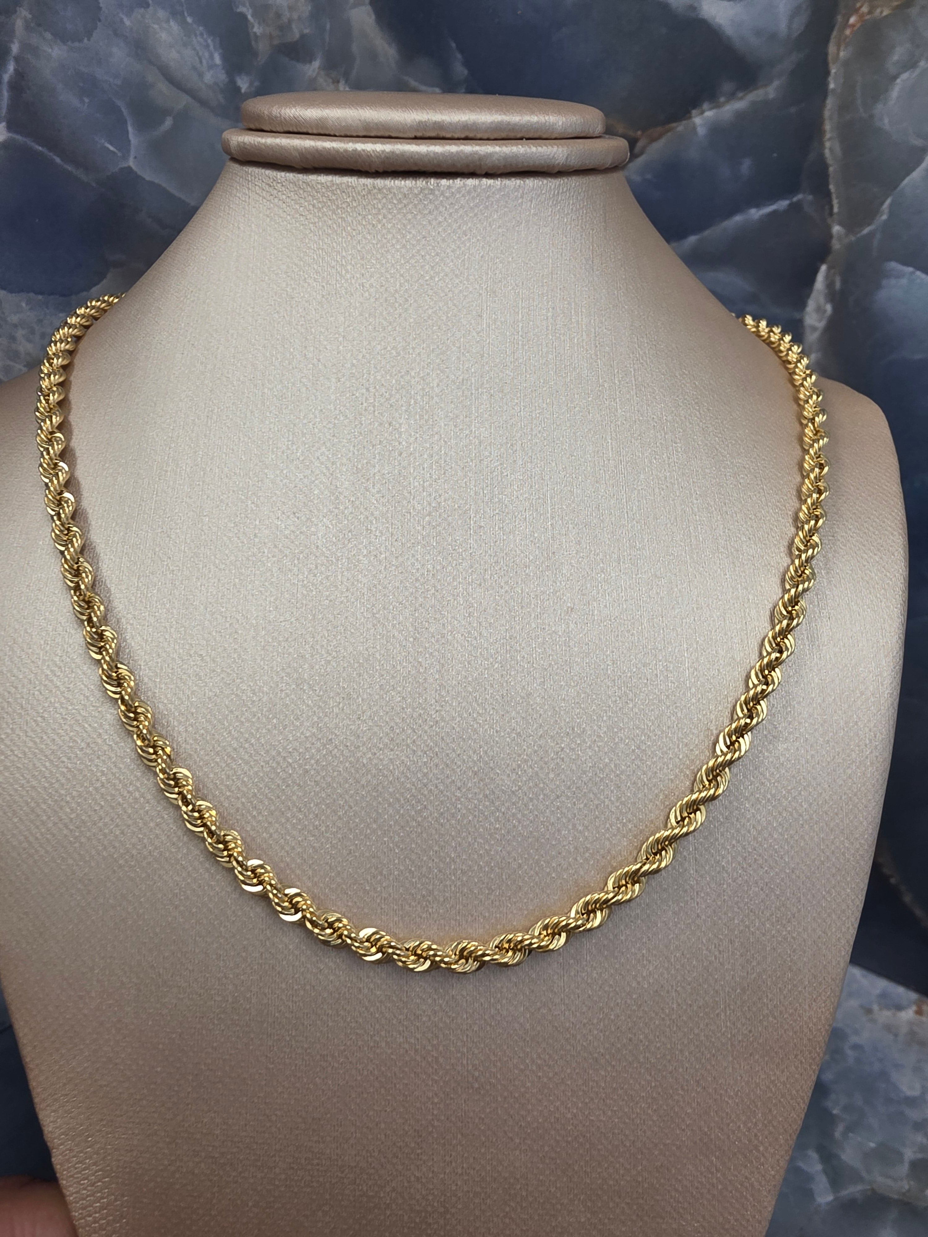 Gold Rope Chain 936