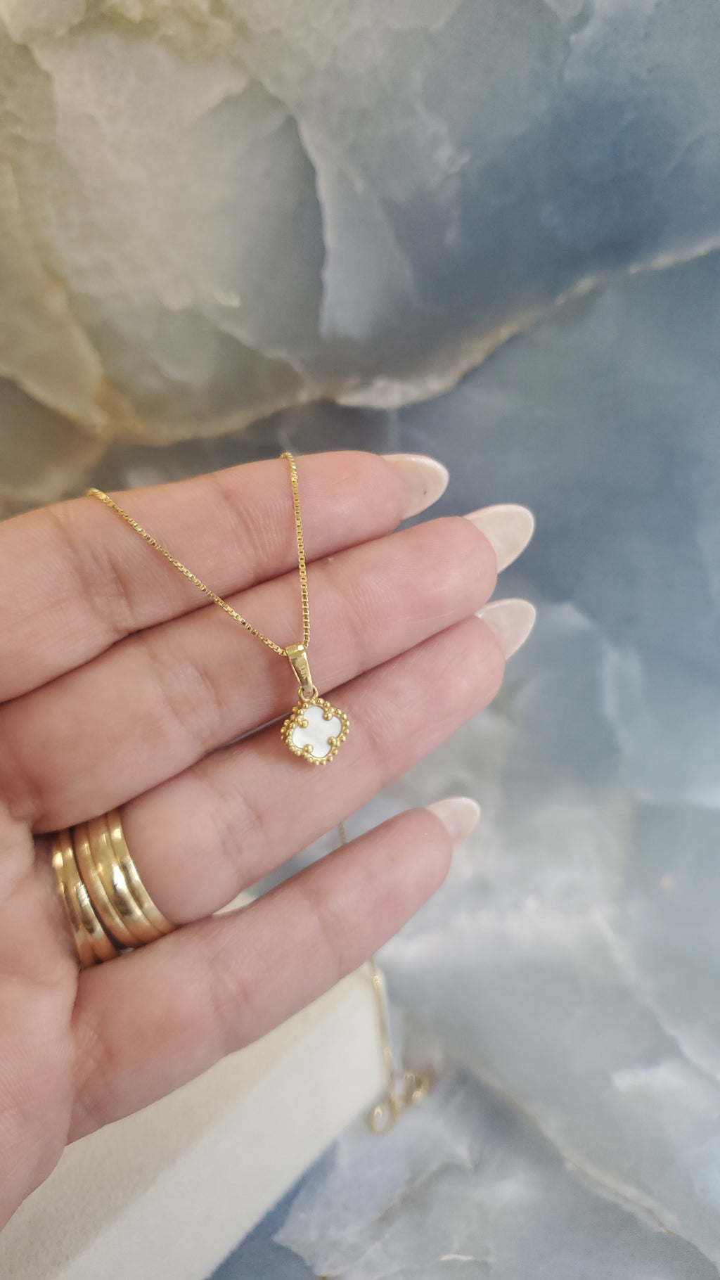 White Clover Pendant 070