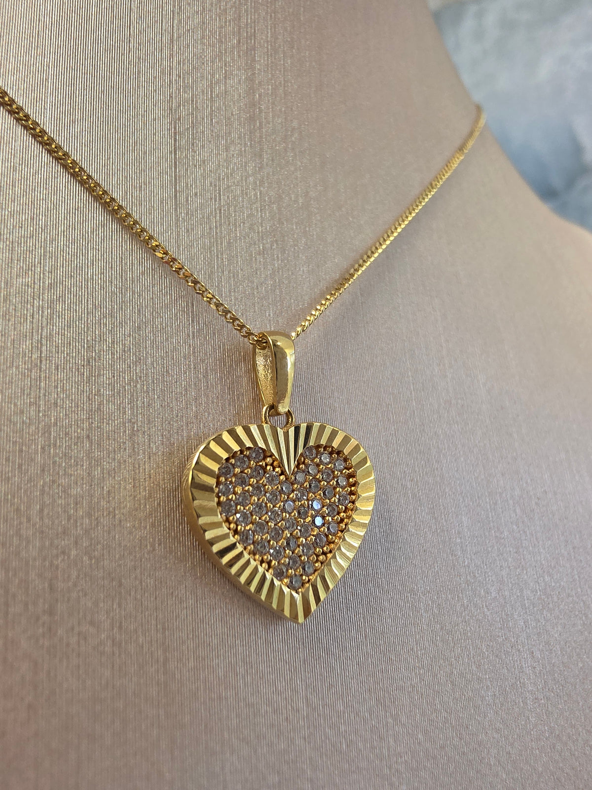Gold Sparkling Heart Pendant 148
