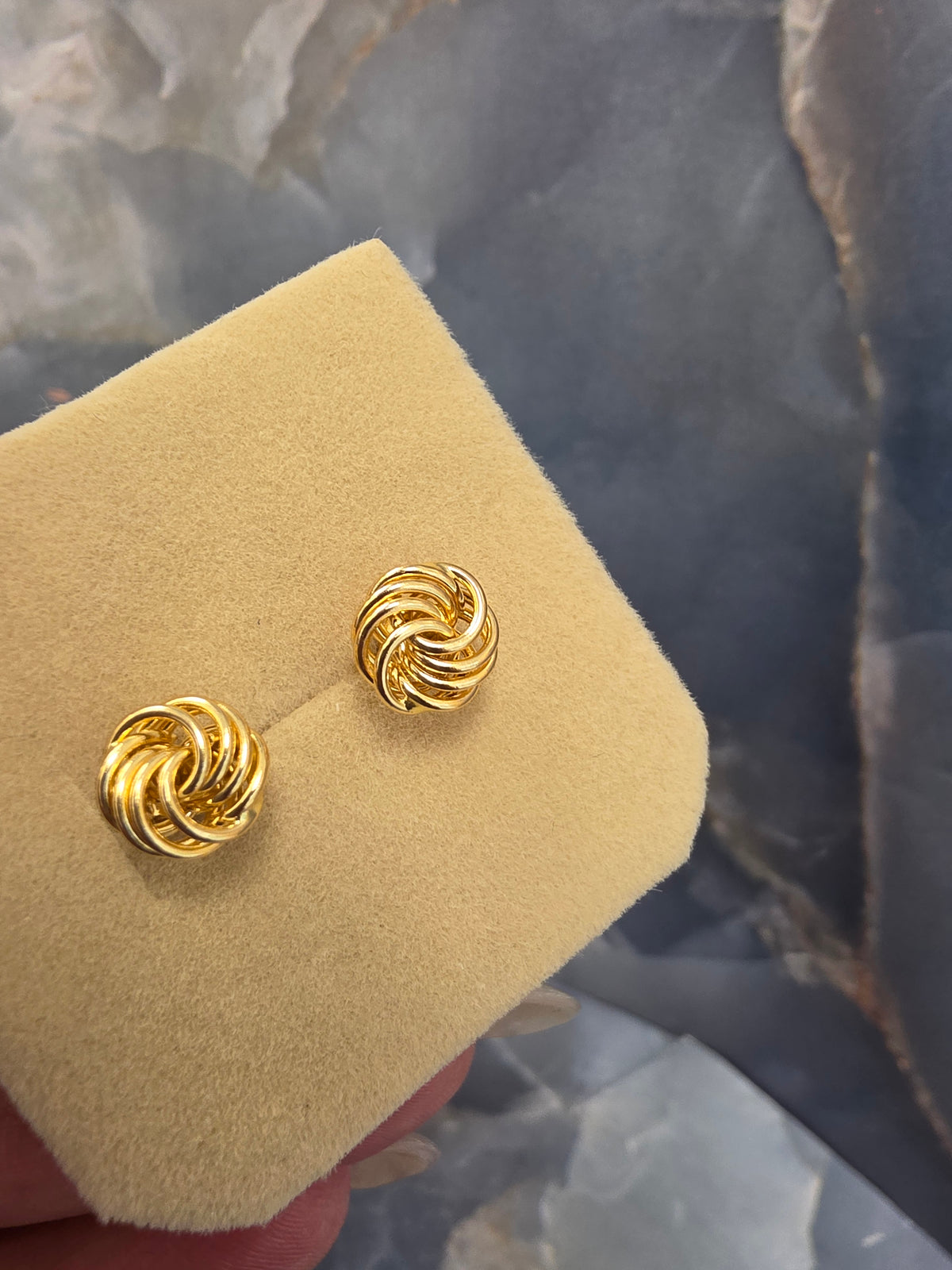 Knot Stud Earrings 097