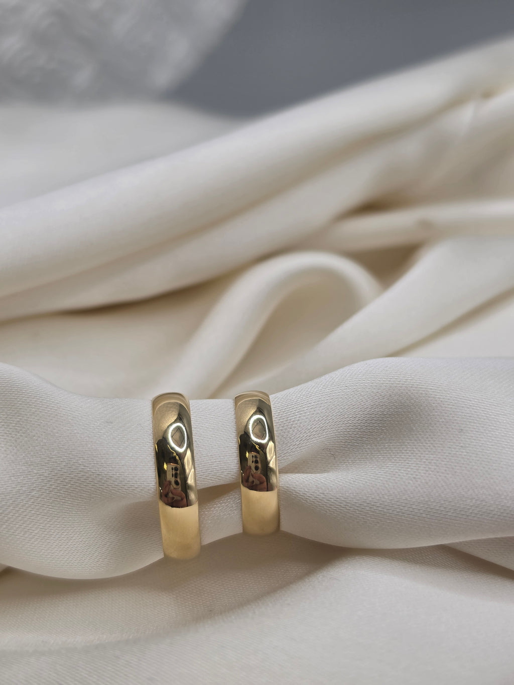 Classic Wedding Band