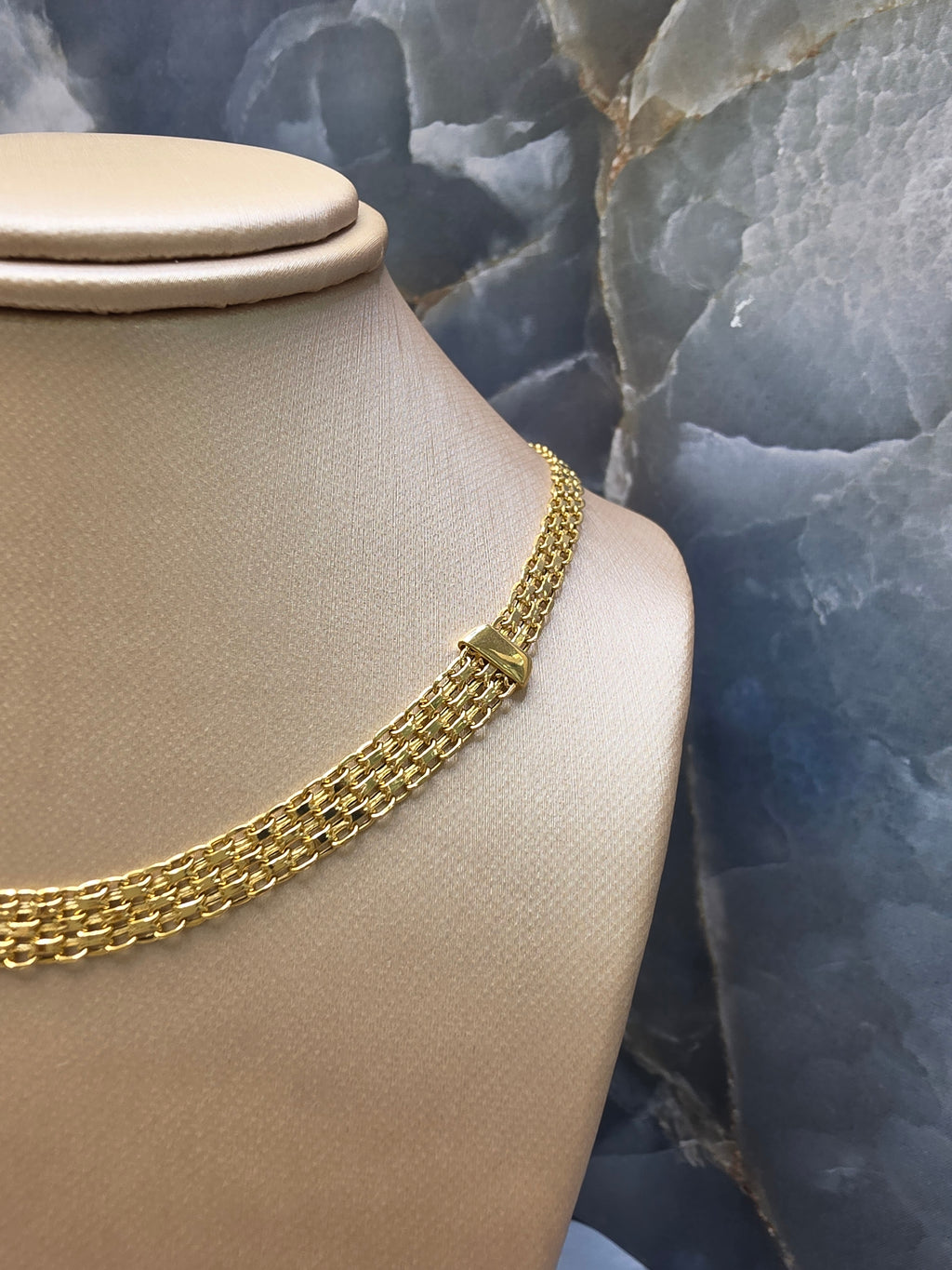 Chinese Link Choker 864