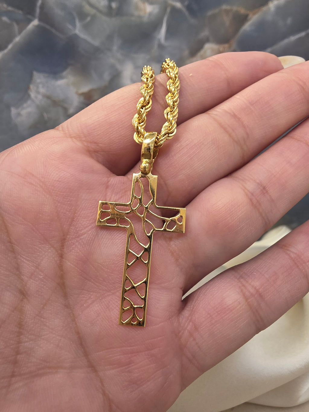 Openwork Cross Pendant 272