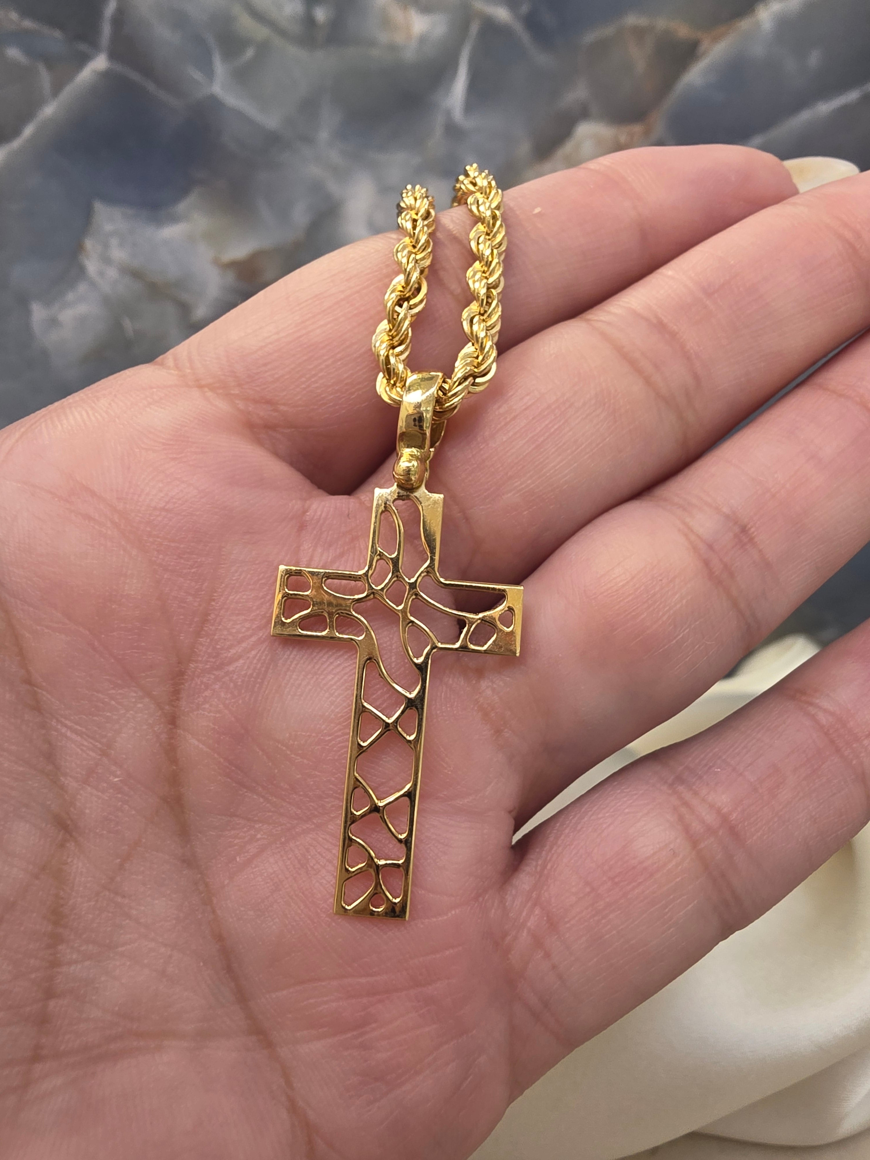Openwork Cross Pendant 272