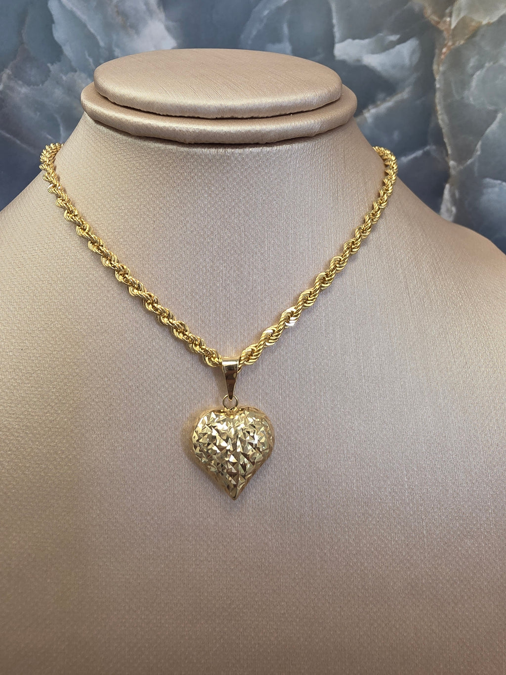 Diamond-Cut Heart Pendant 089