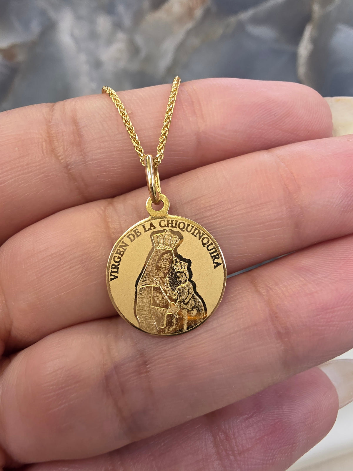 Virgen de Chiquinquirá Medal Pendant 086