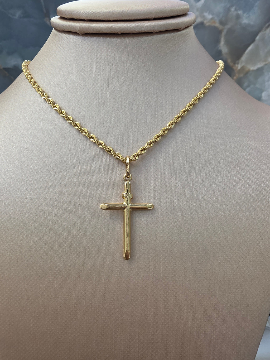 Cross Pendant 096