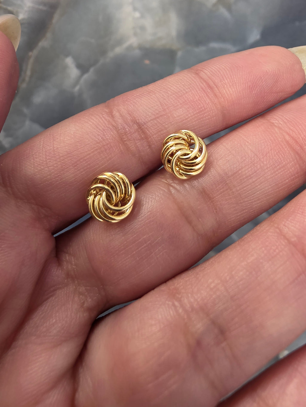 Knot Stud Earrings 097