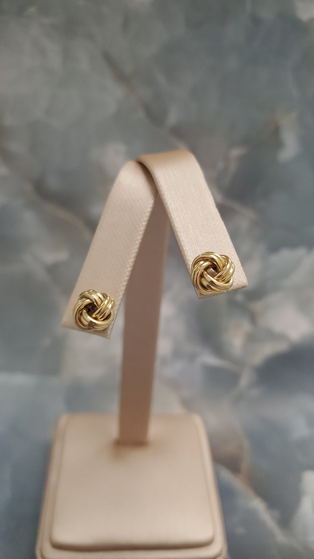 Love Knot Stud Earrings 086