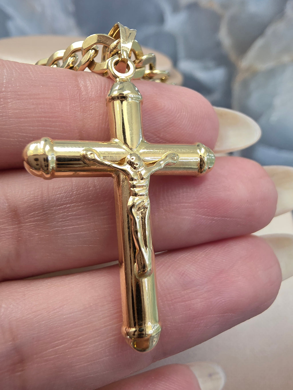 Hollow Crucifix Cross Pendant 334