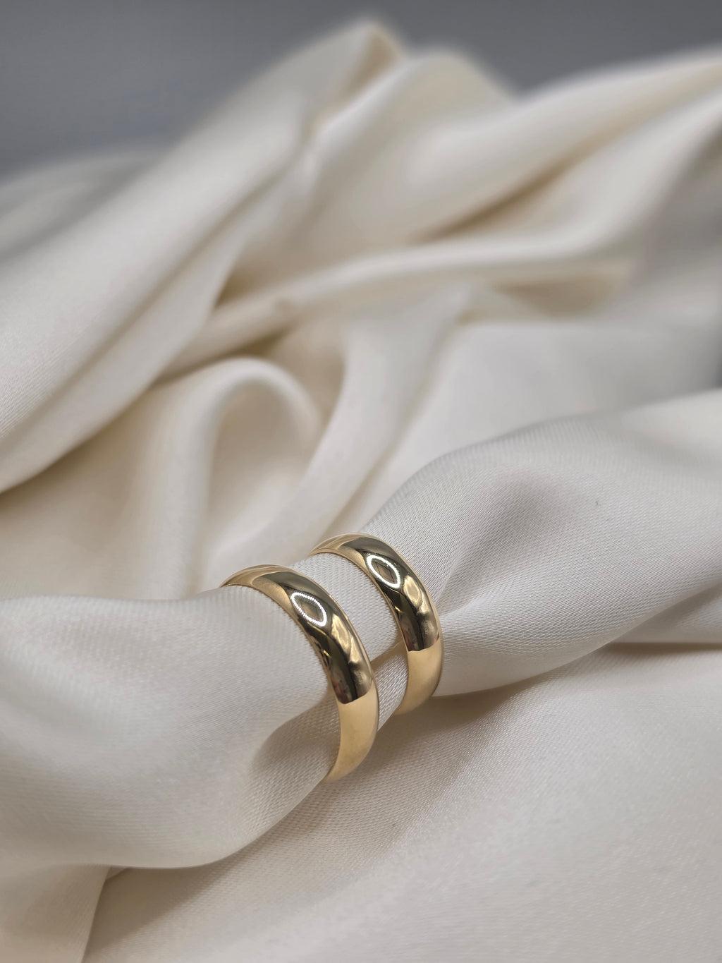 Classic Wedding Band