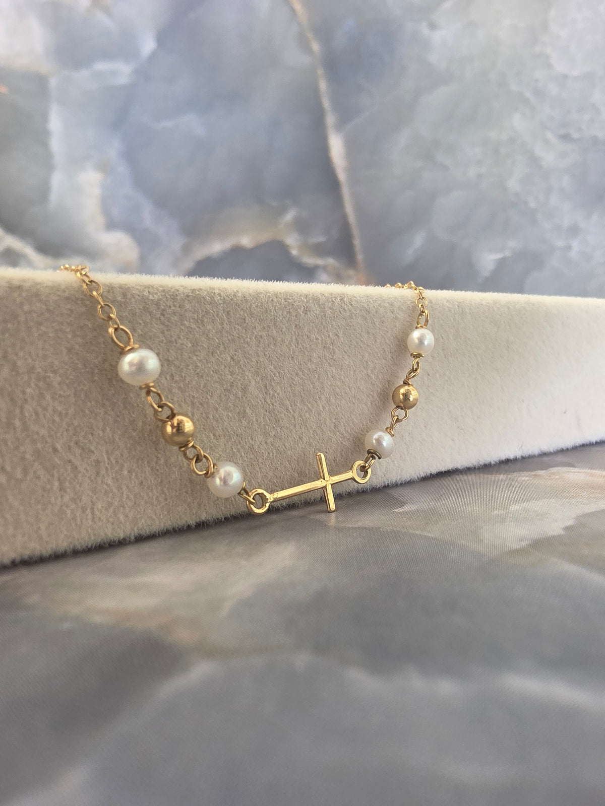 Gold Cross & Pearl Necklace 218