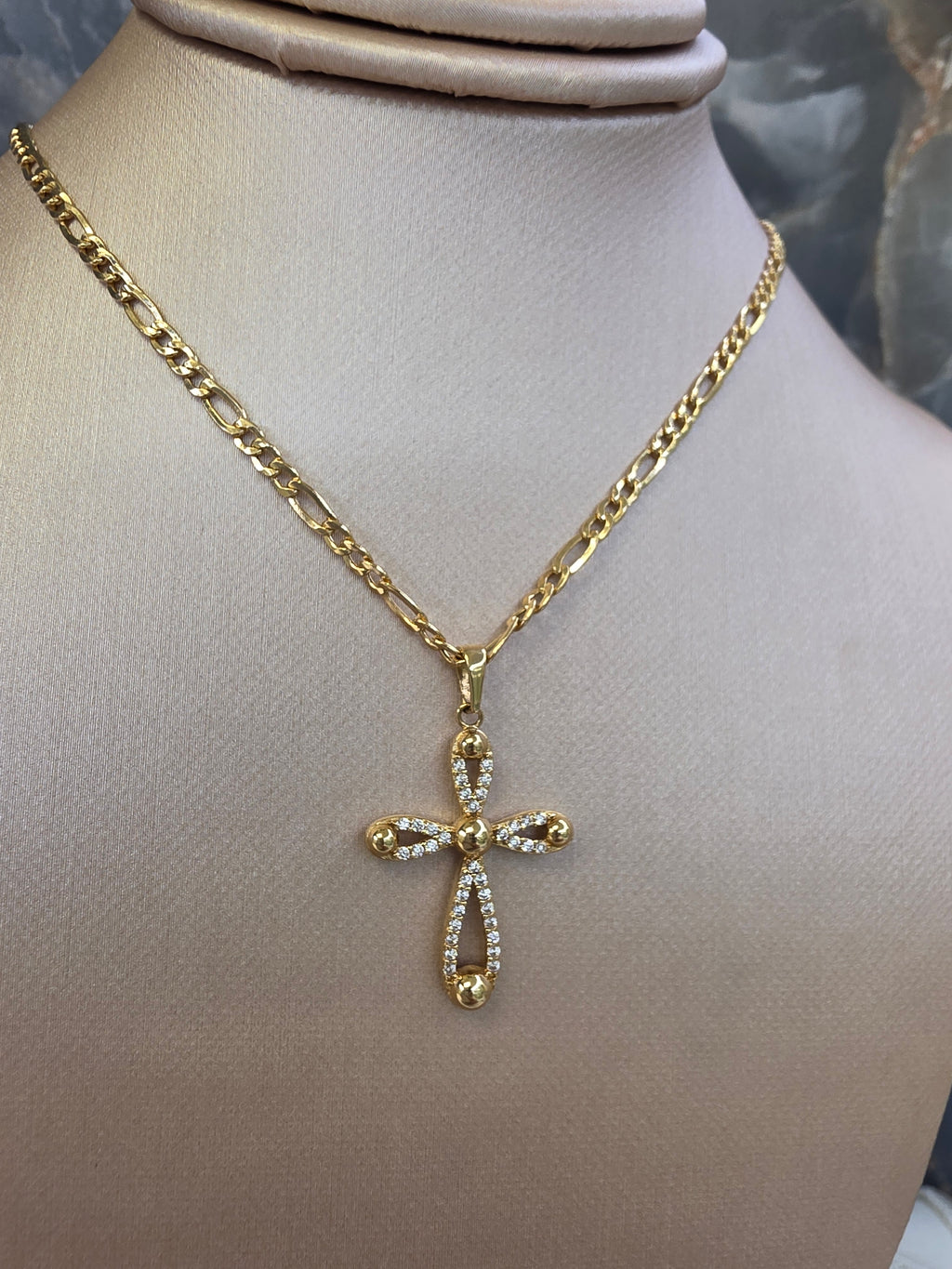 Zirconia Cross Pendant 194