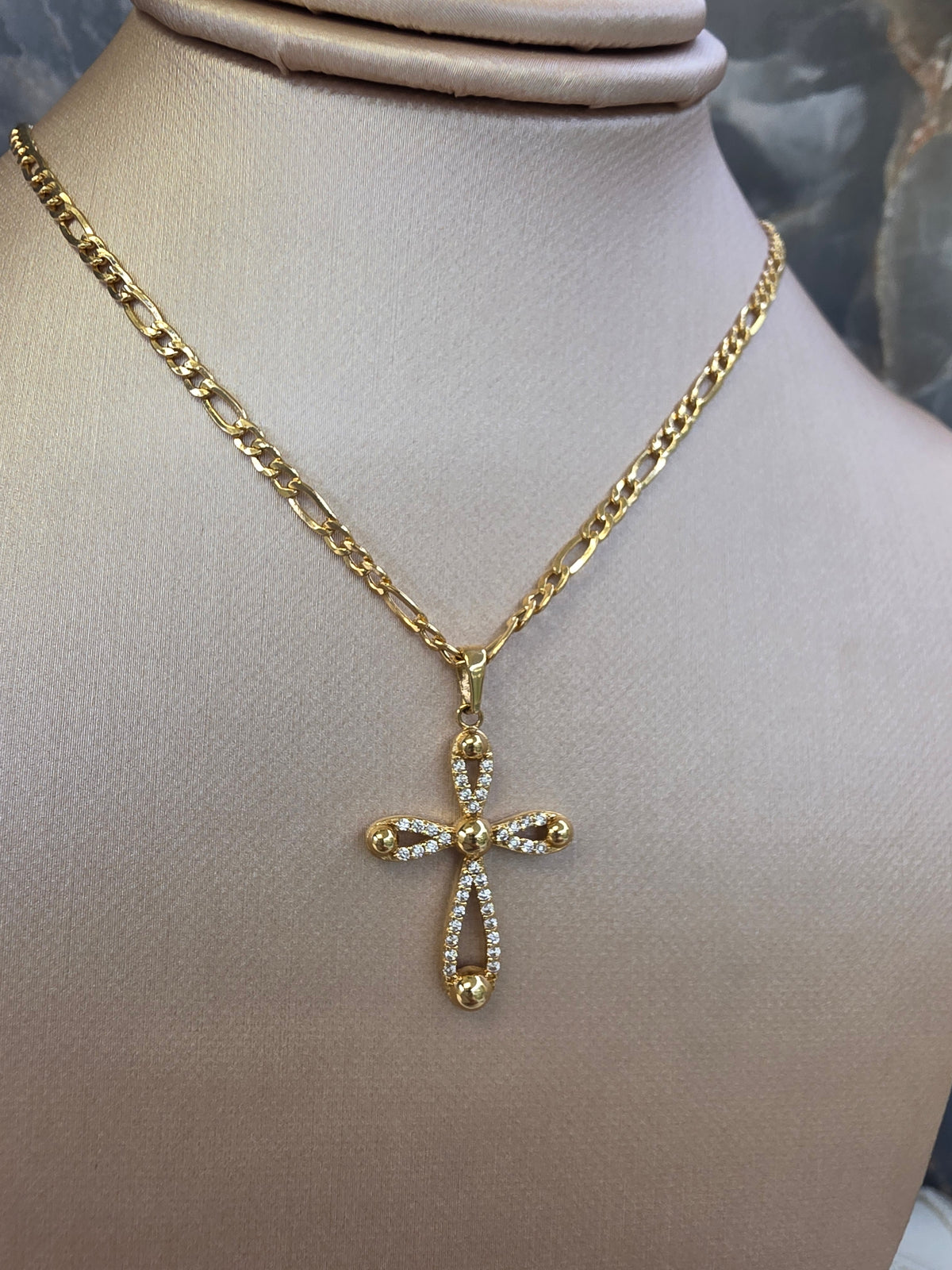 Zirconia Cross Pendant 194
