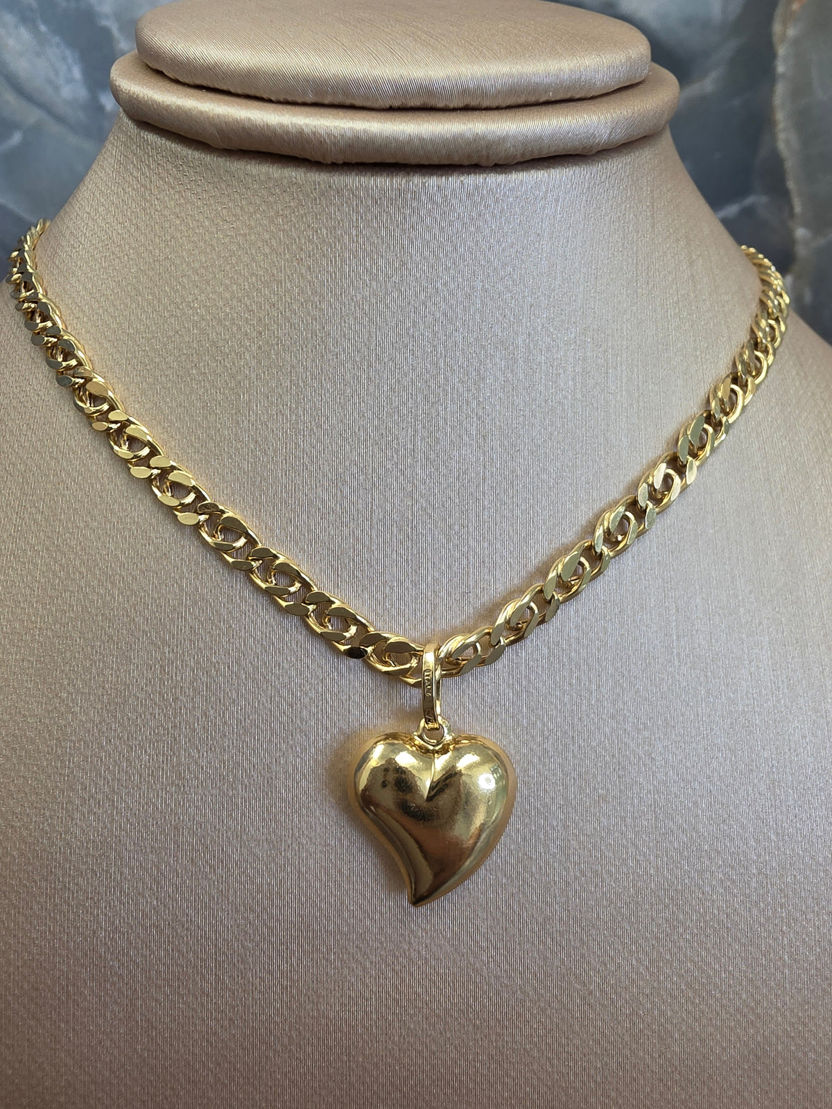 Puffed Heart Pendant 135