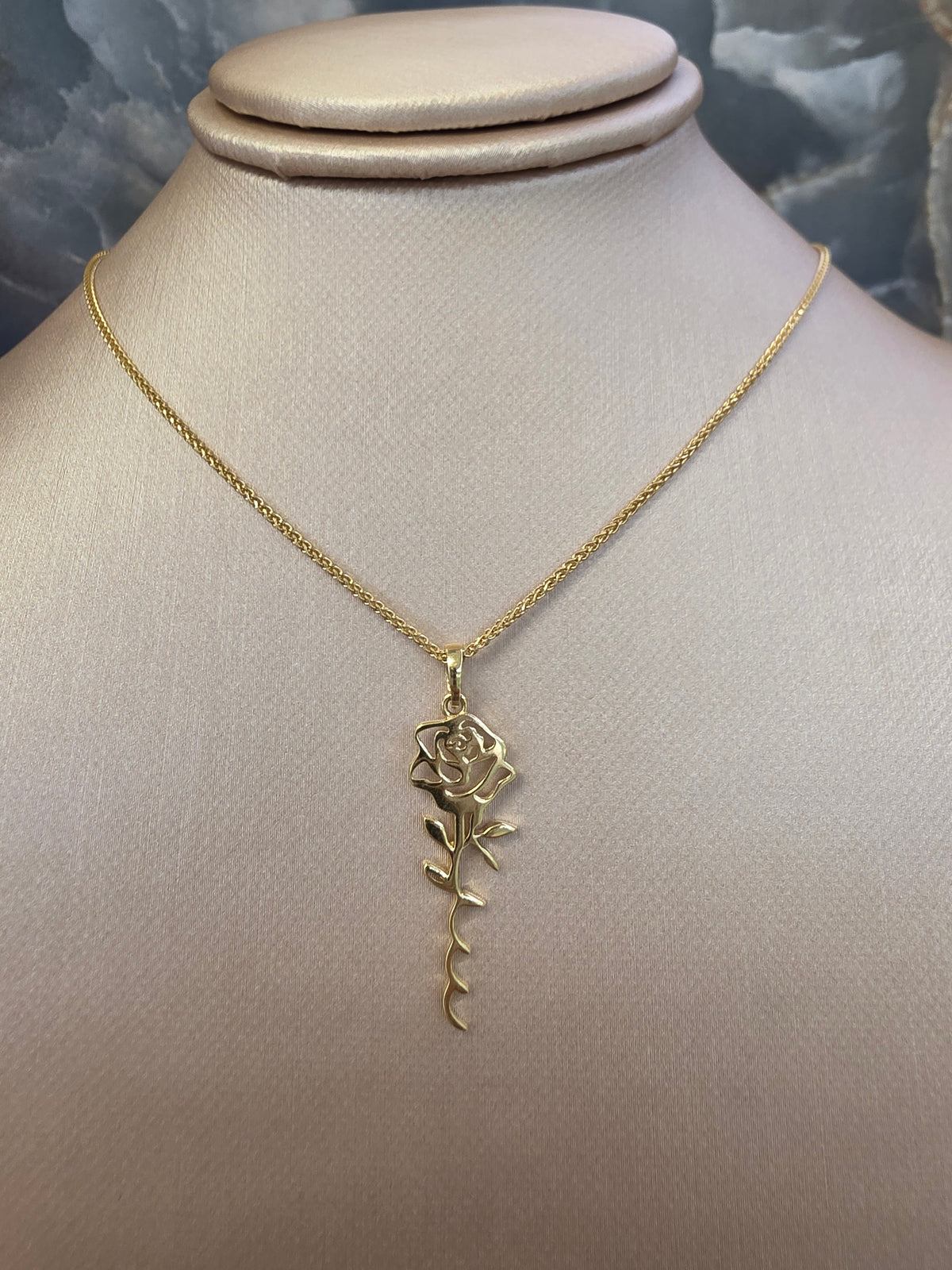 Gold Rose Pendant 096