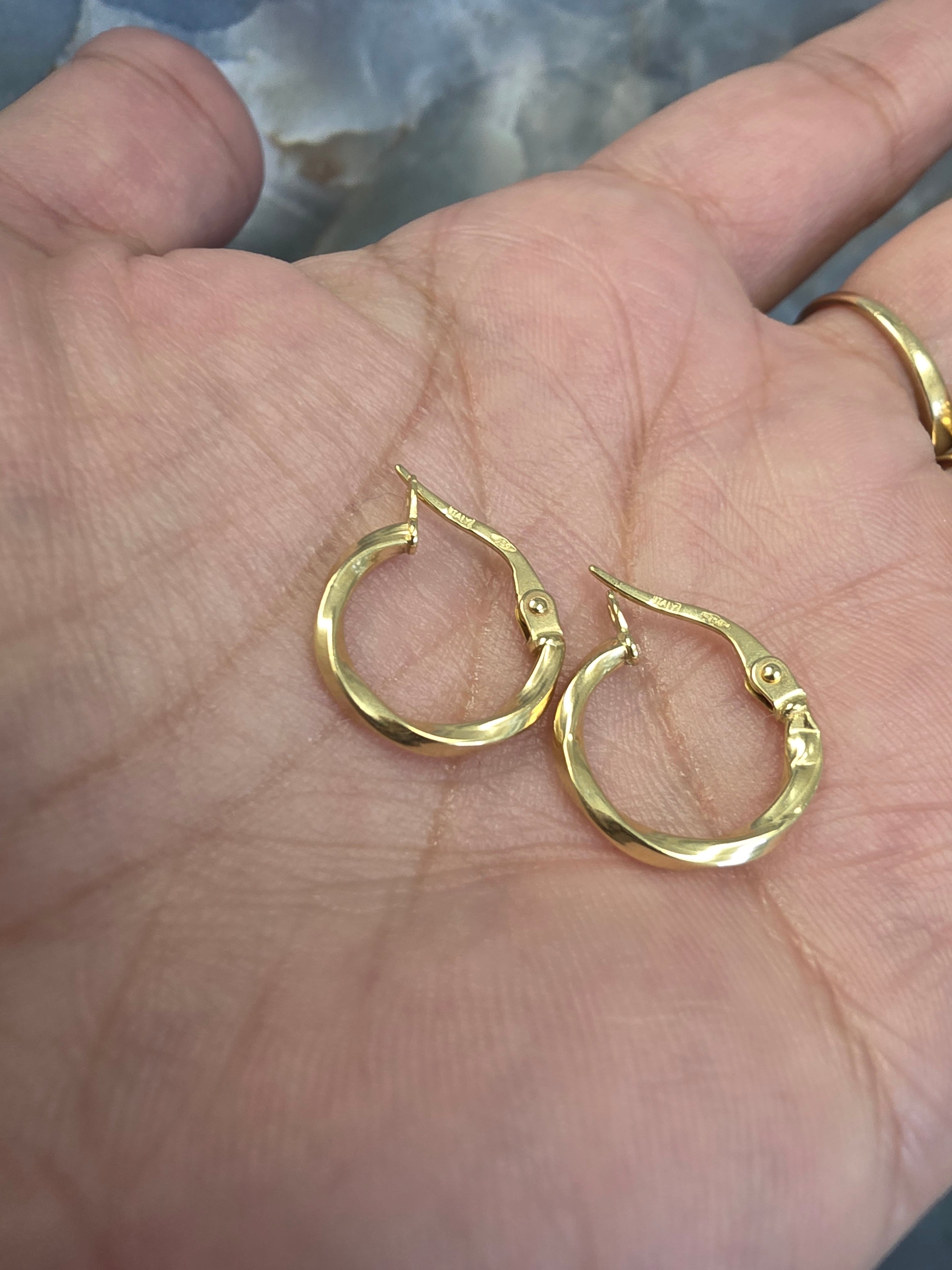 Slim Hoop Earrings 077