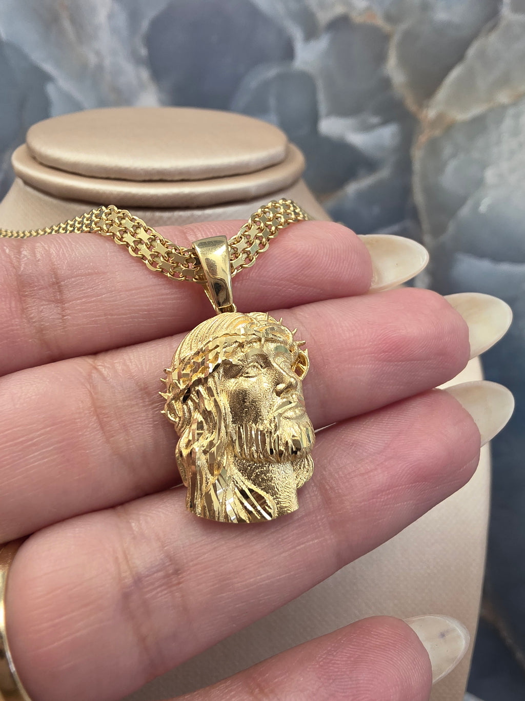 Jesus Crown of Thorns Pendant 308