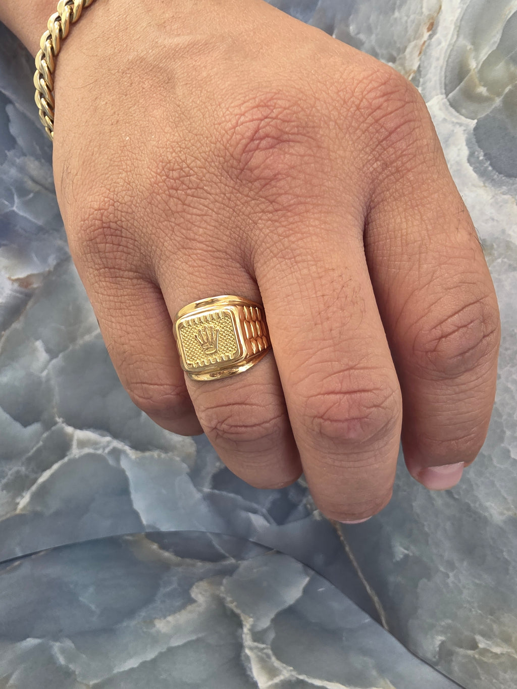 Crown Signet Ring 376
