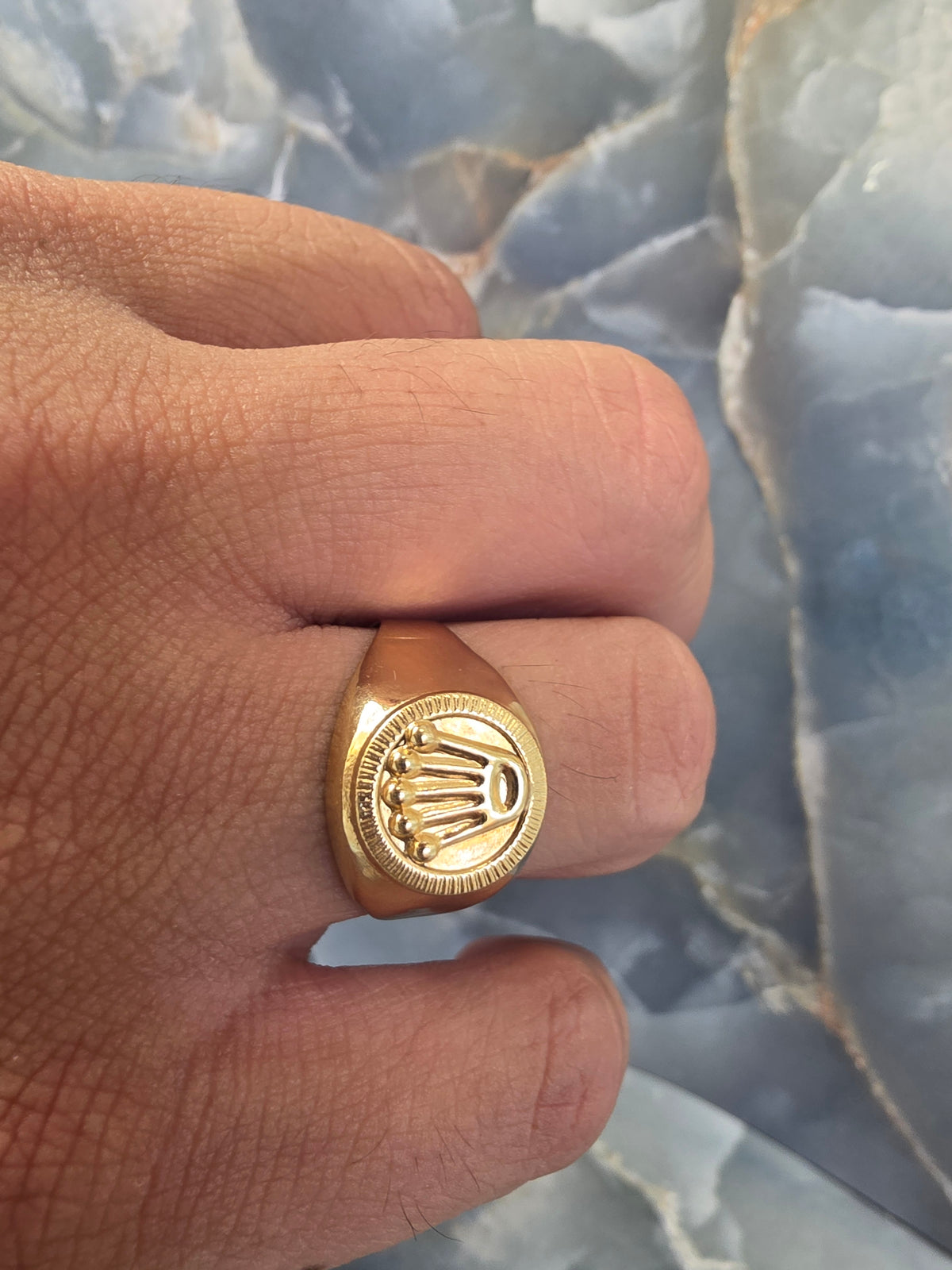 Crown Round Signet Ring 340
