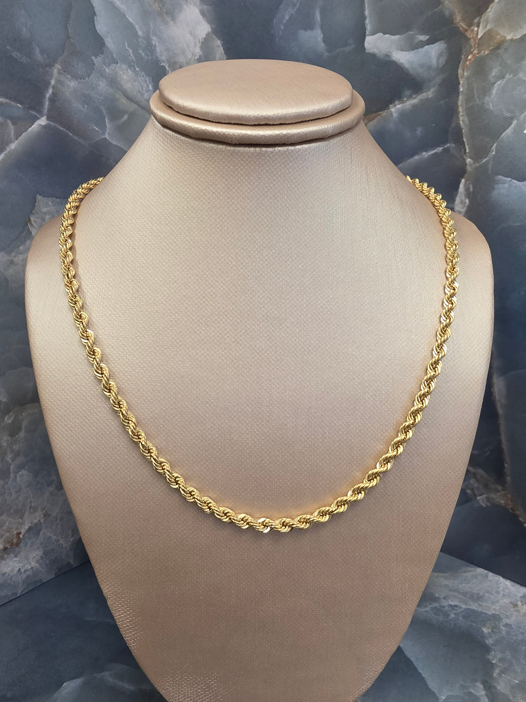 Gold Rope Chain 936