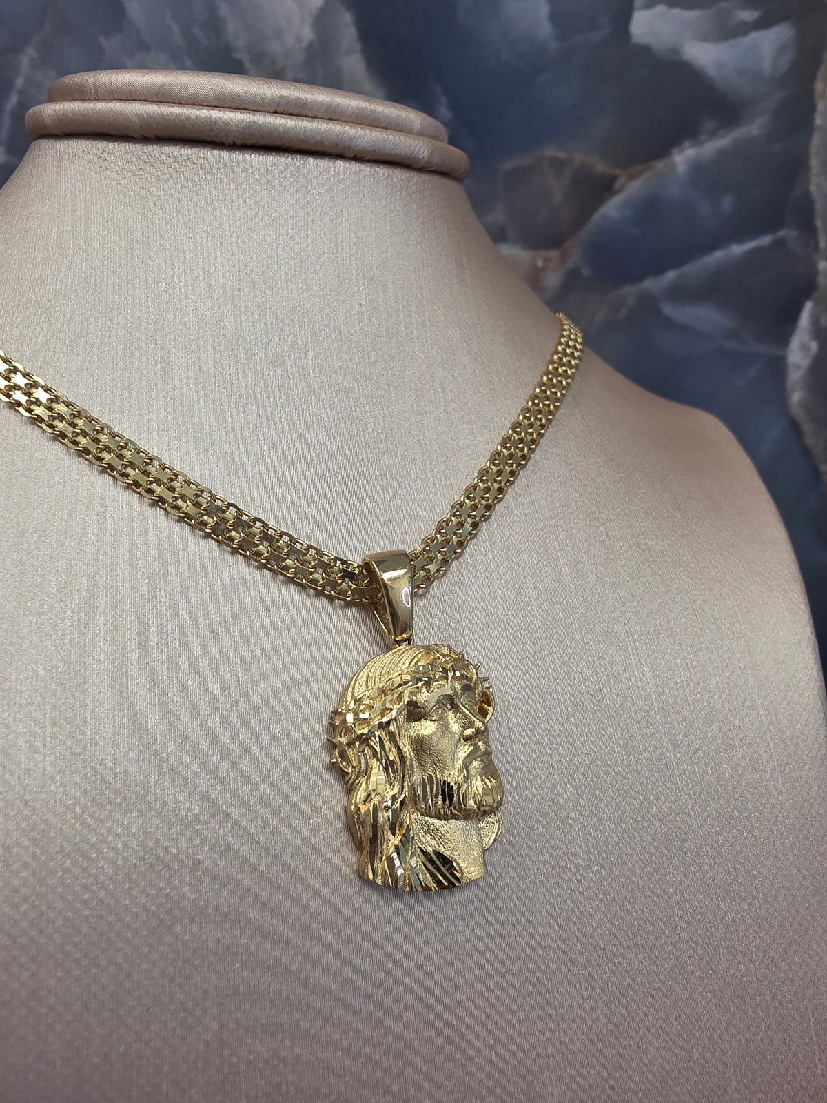 Jesus Crown of Thorns Pendant 308
