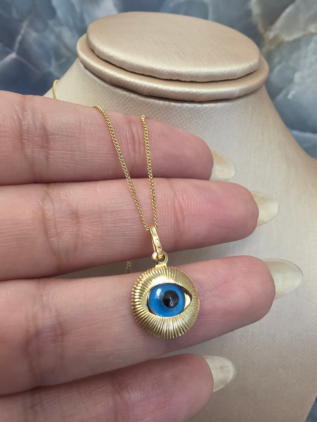 Blue Evil Eye Pendant 092