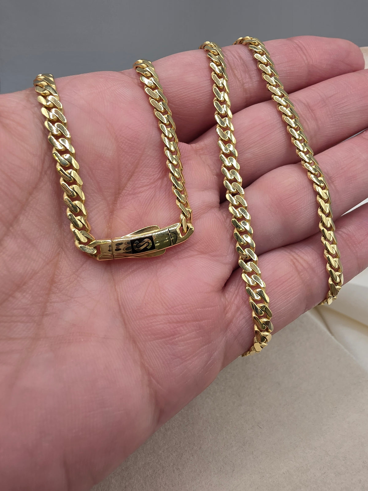 Gold Monaco Chain 1177