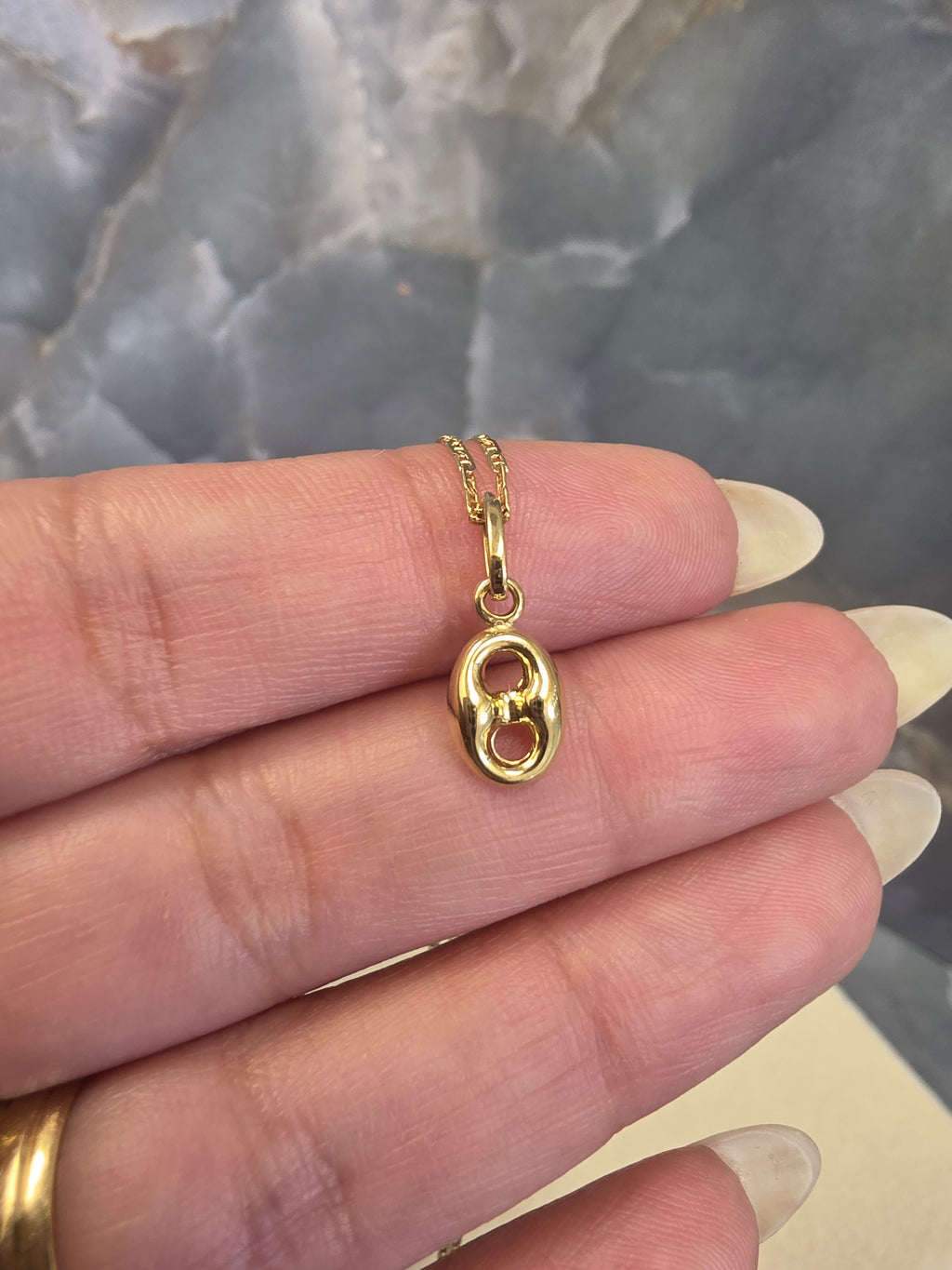 Gold Infinity Pendant 045