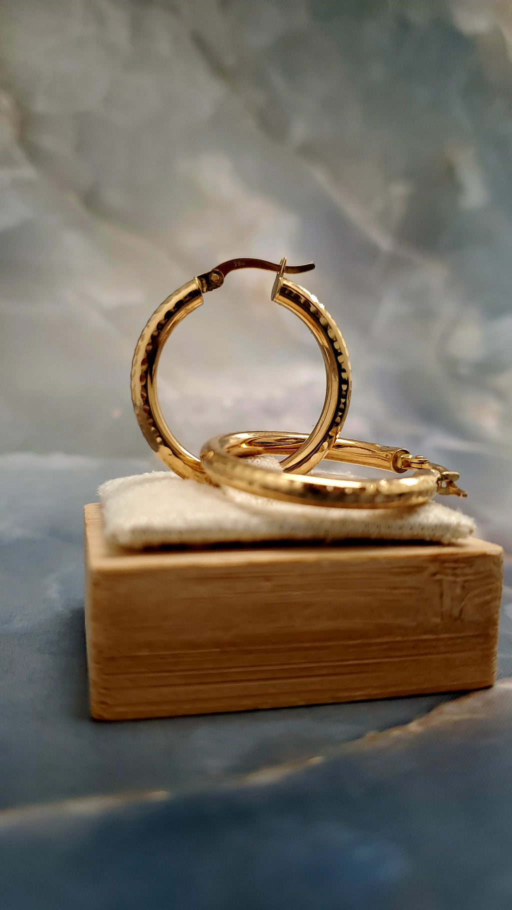 Textured Hoop Earrings 220