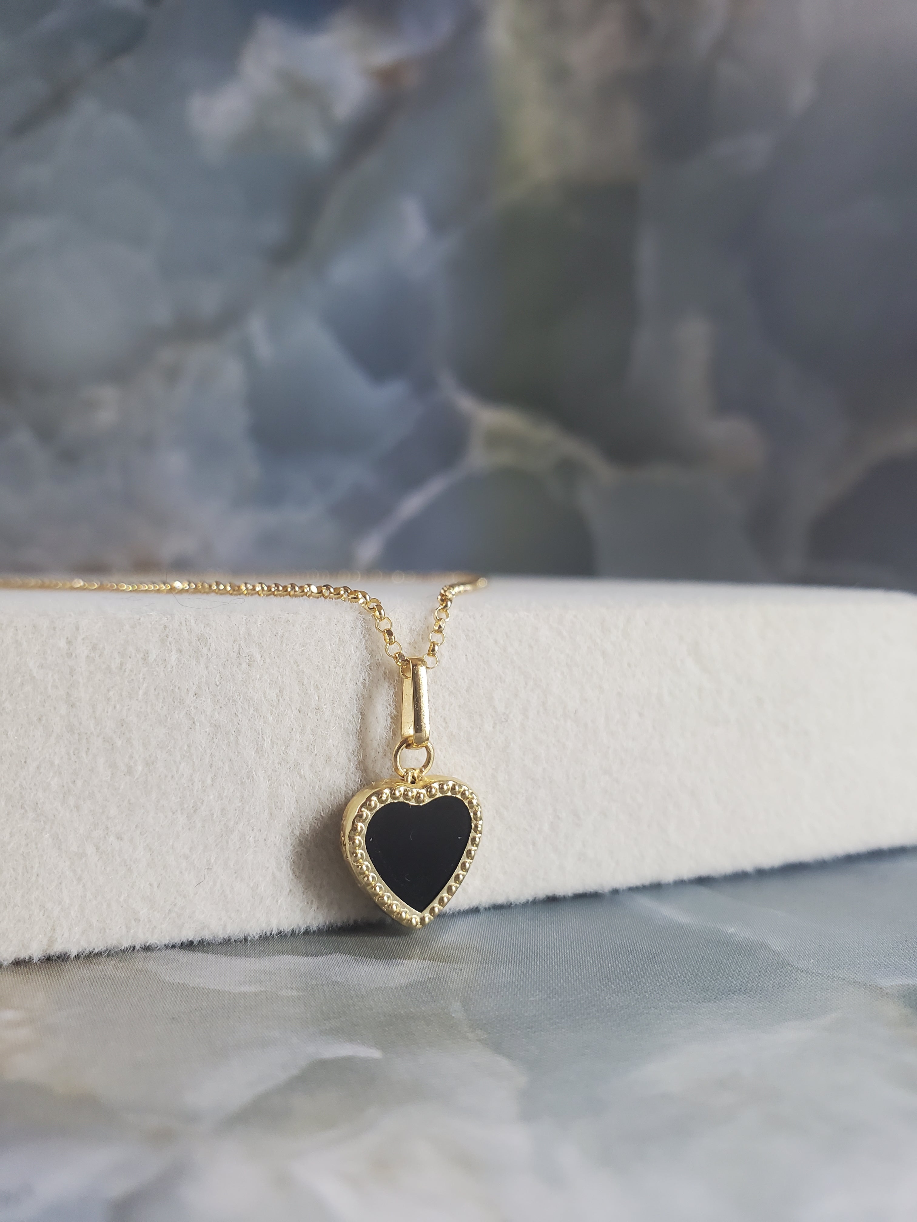 Imperial Black Heart Pendant 080