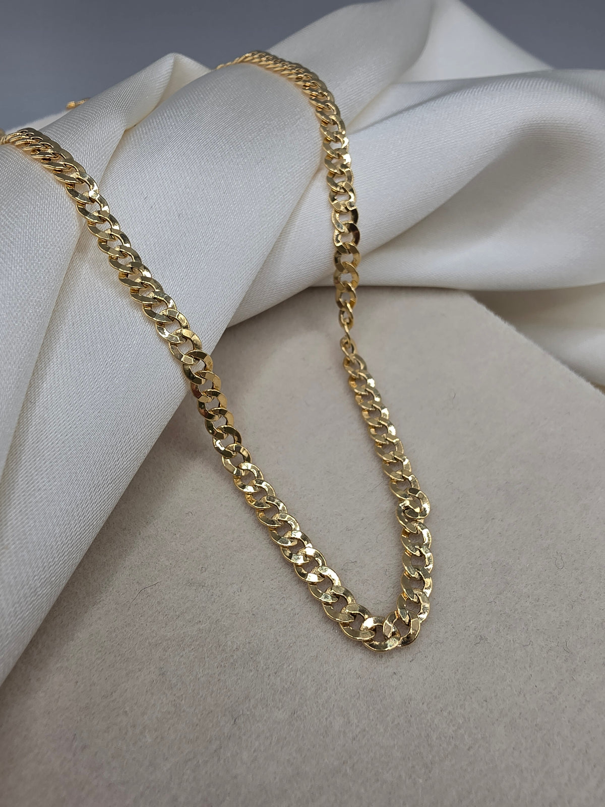 Cuban Link Chain 744