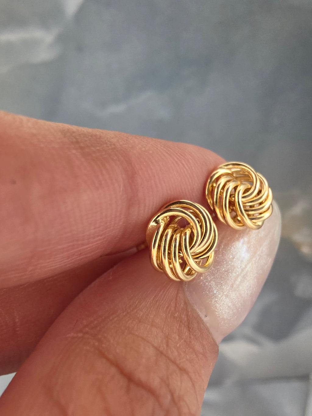 Knot Stud Earrings 097