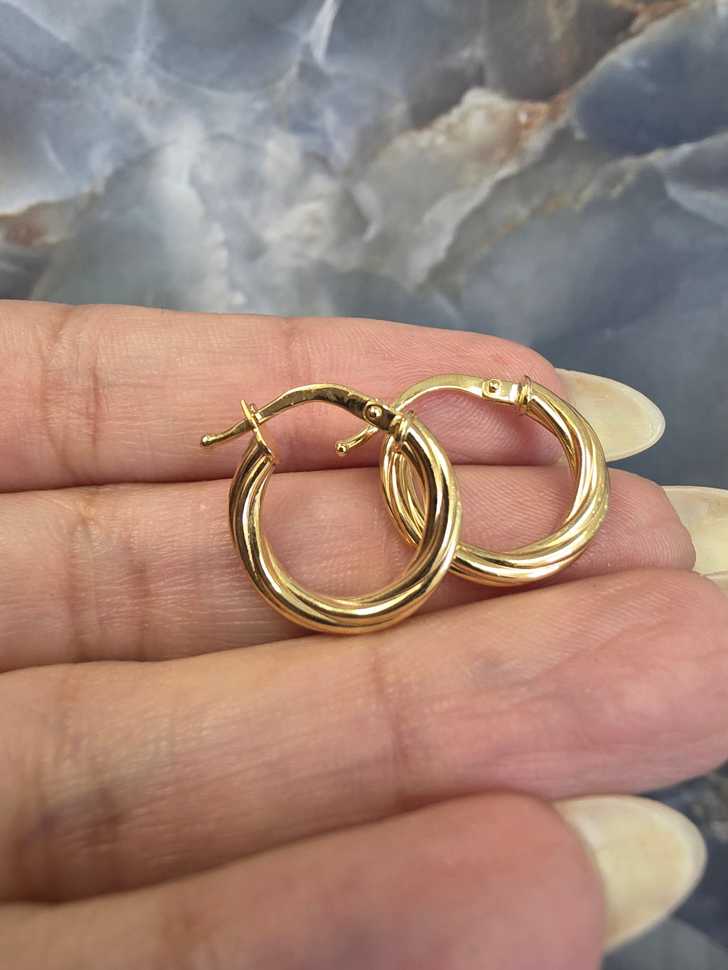 Twisted Hoop Earrings 162