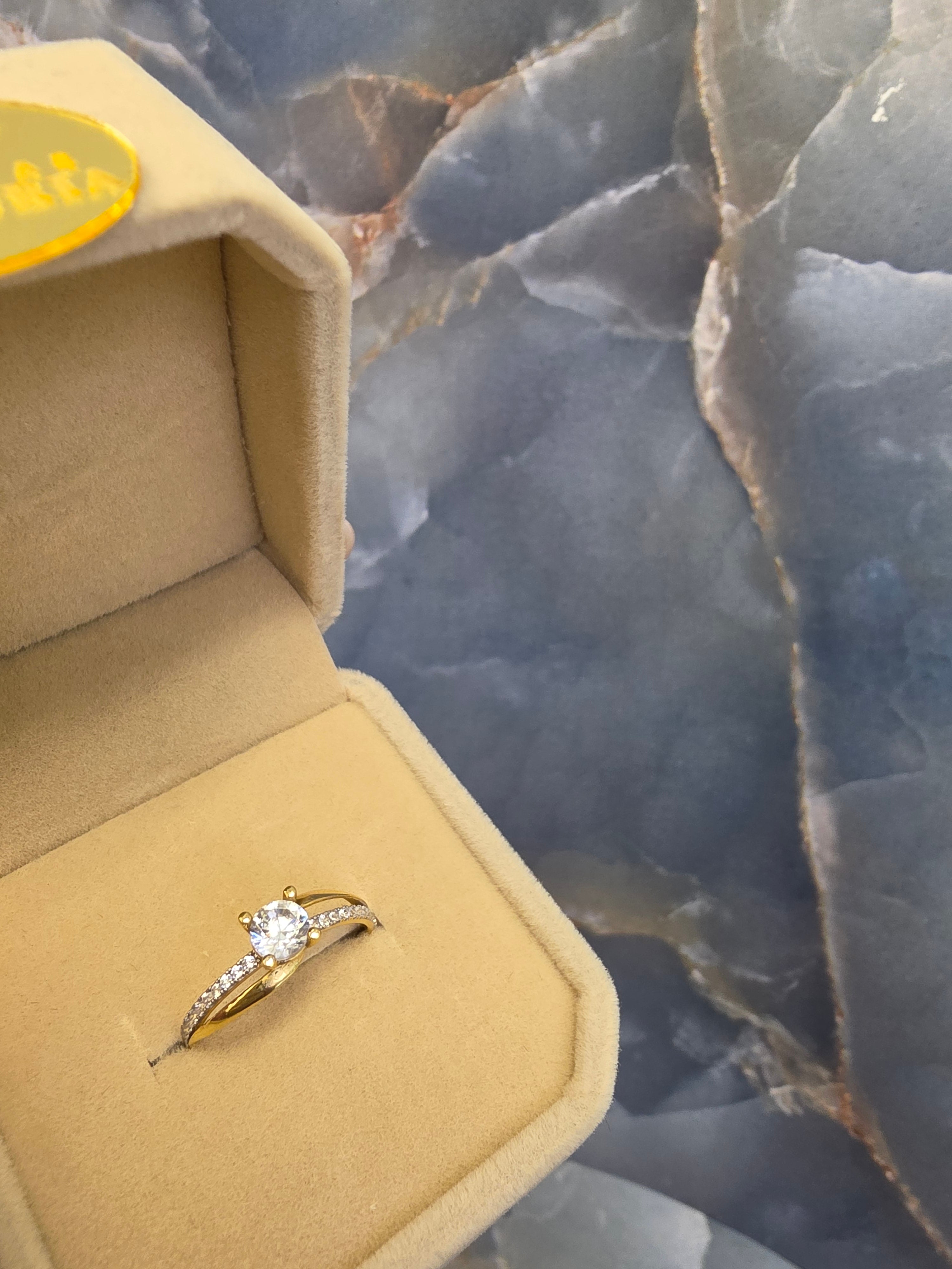 Curved Pavé Solitaire Ring 137