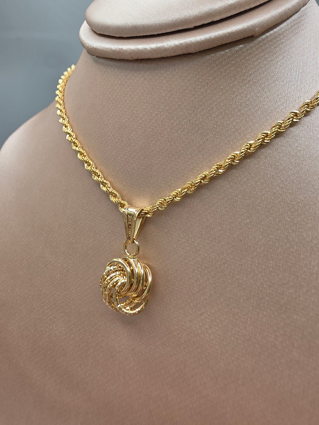 Intertwined Knot Pendant 086