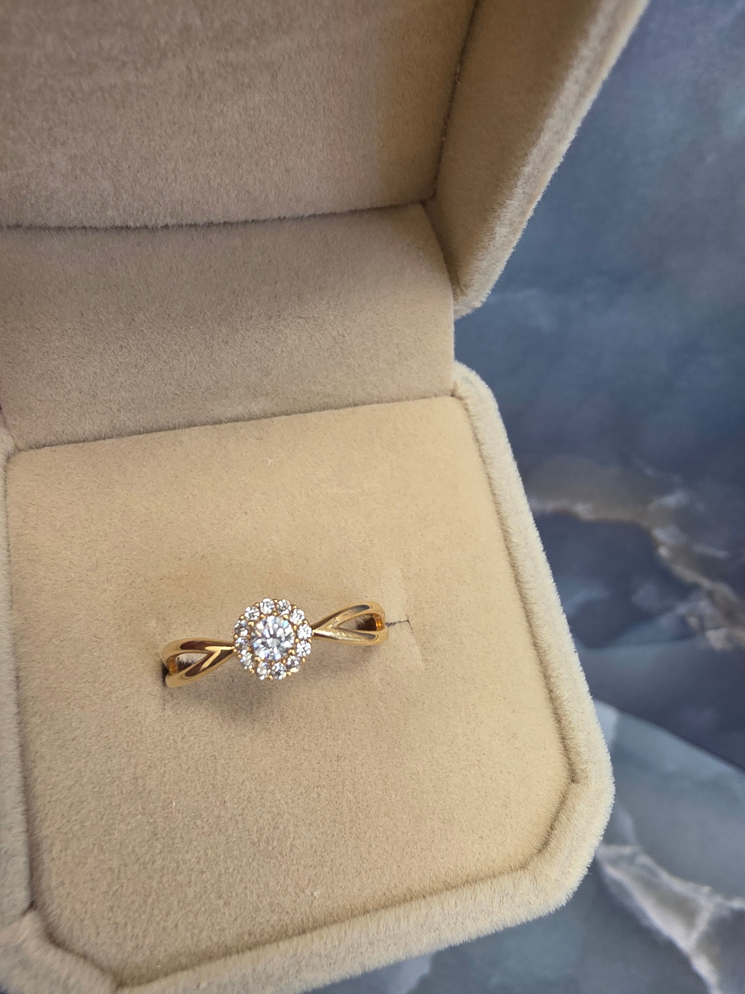 Halo Twist Ring 139