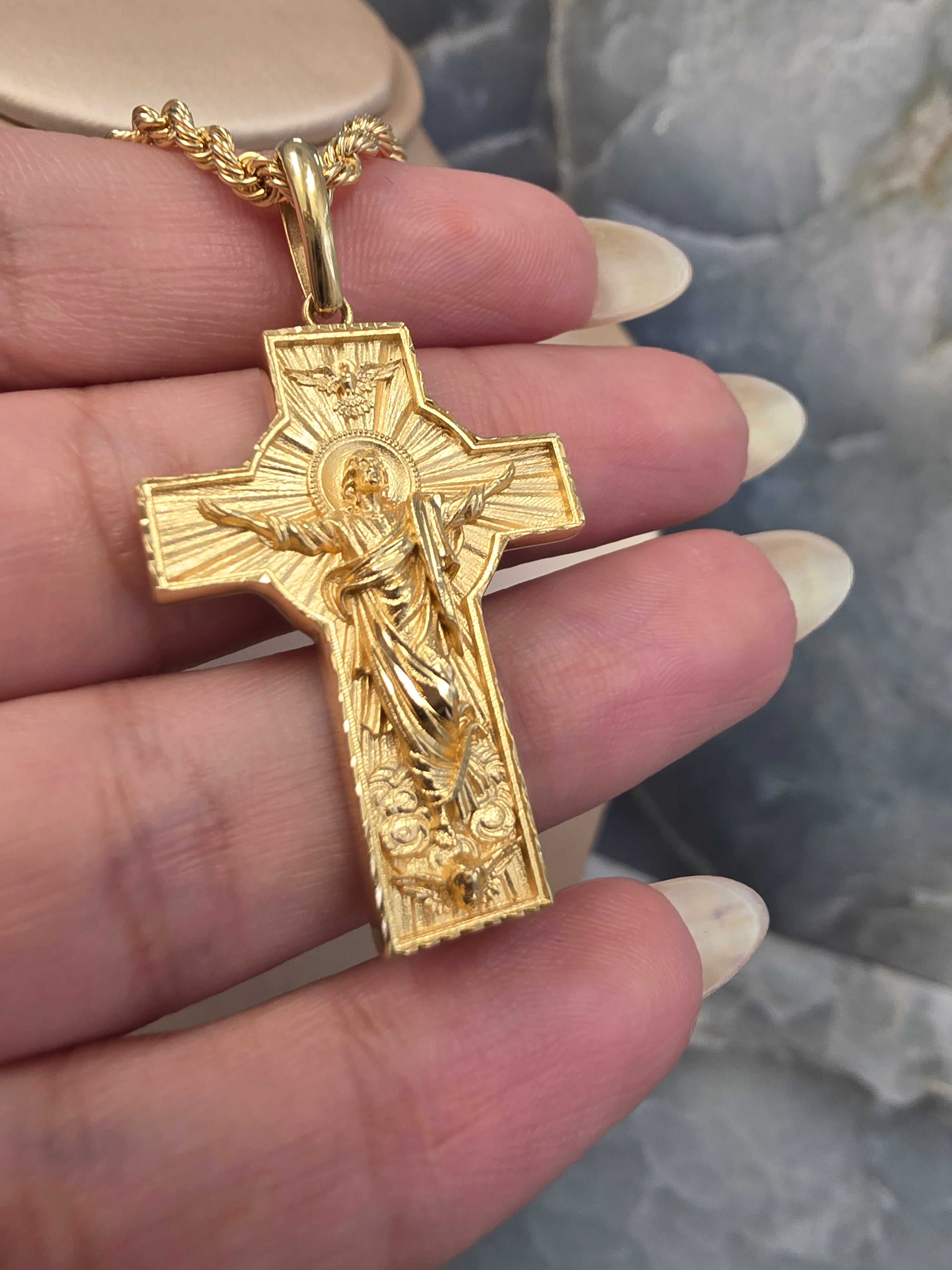 Risen Christ Cross Pendant 469