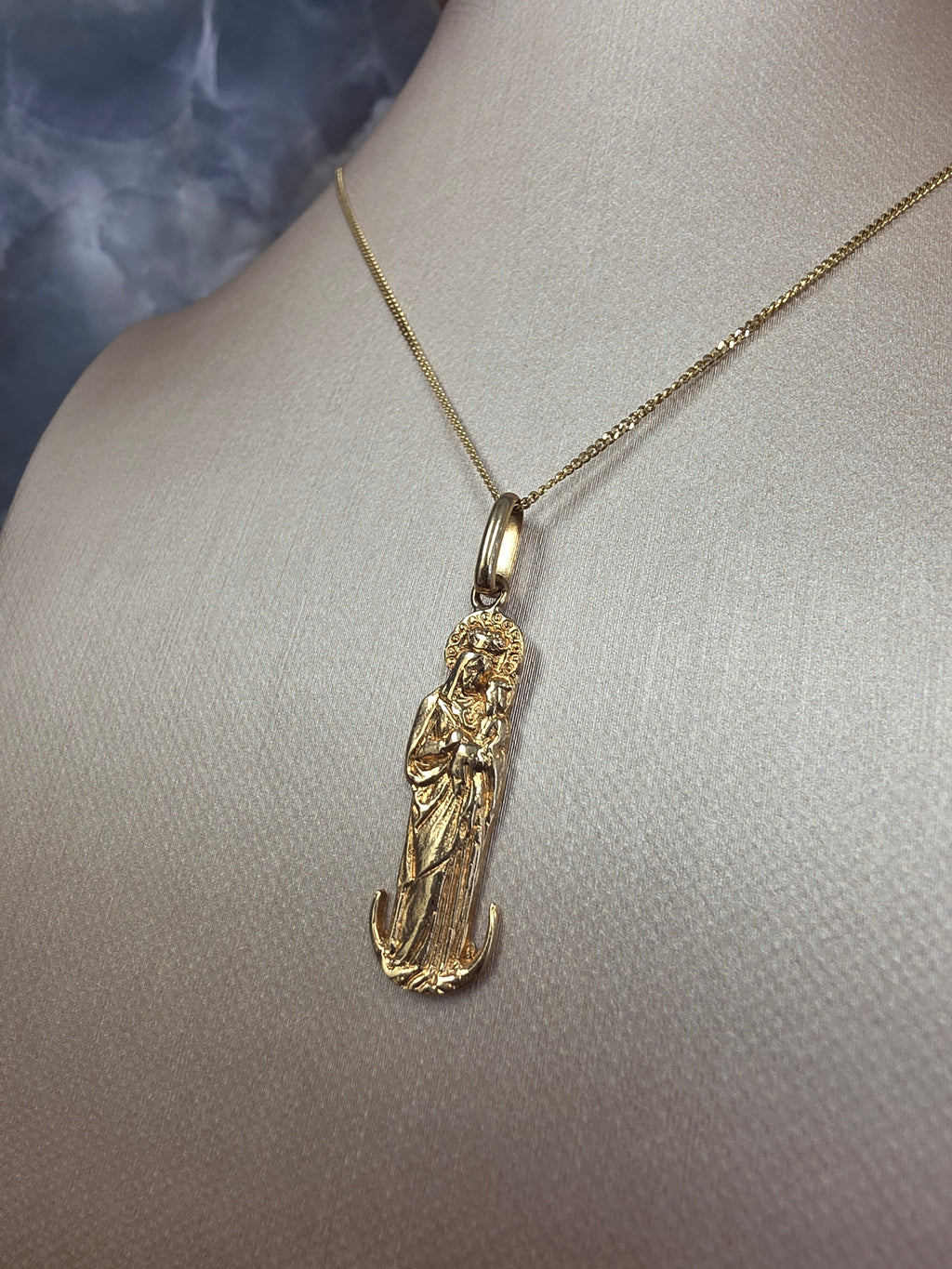 Virgen de Chiquinquirá “La Chinita” Pendant 244