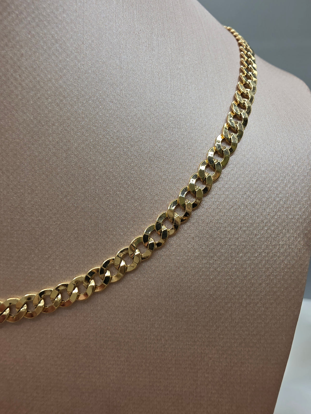 Cuban Link Chain 744