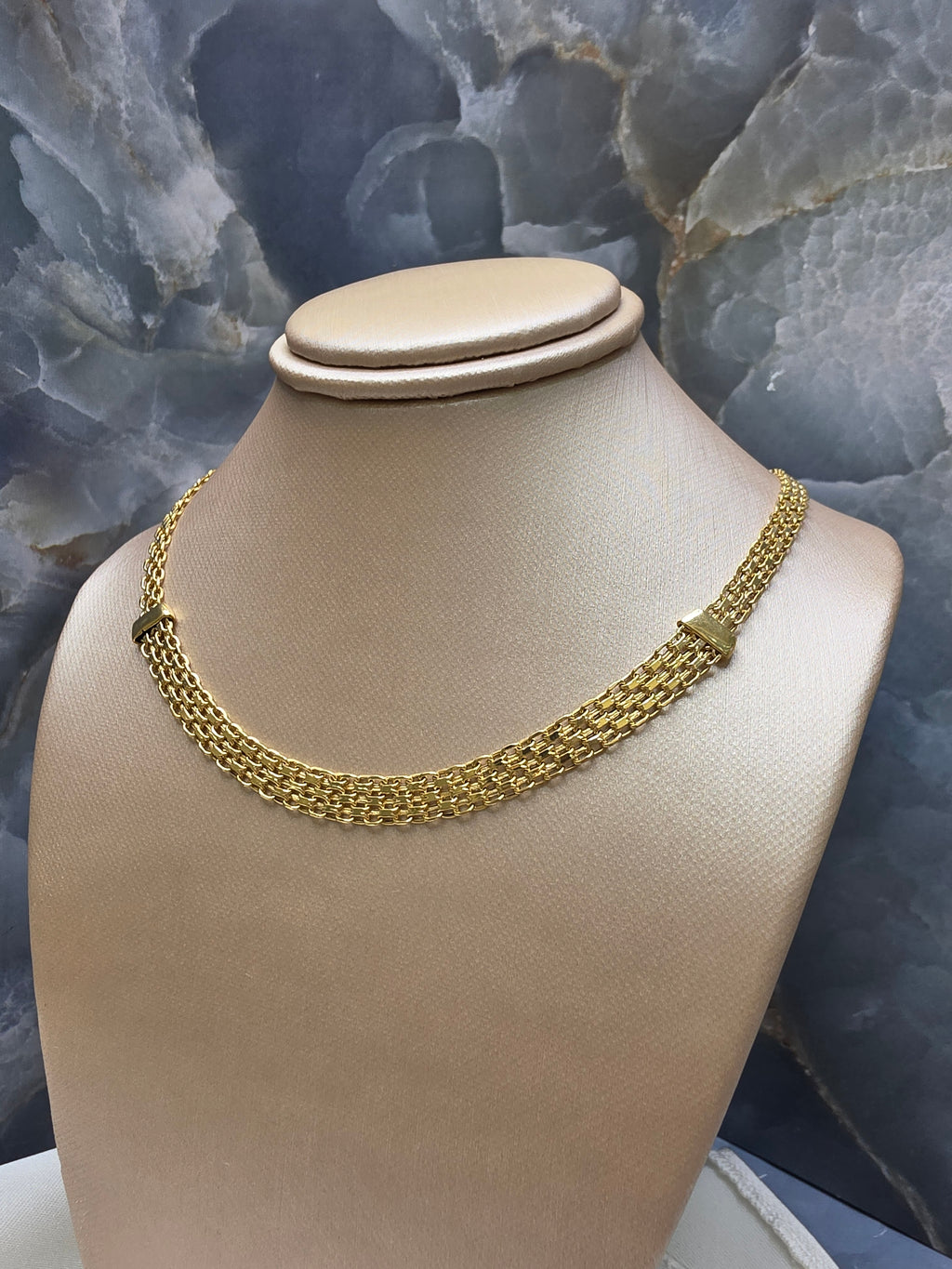 Chinese Link Choker 864