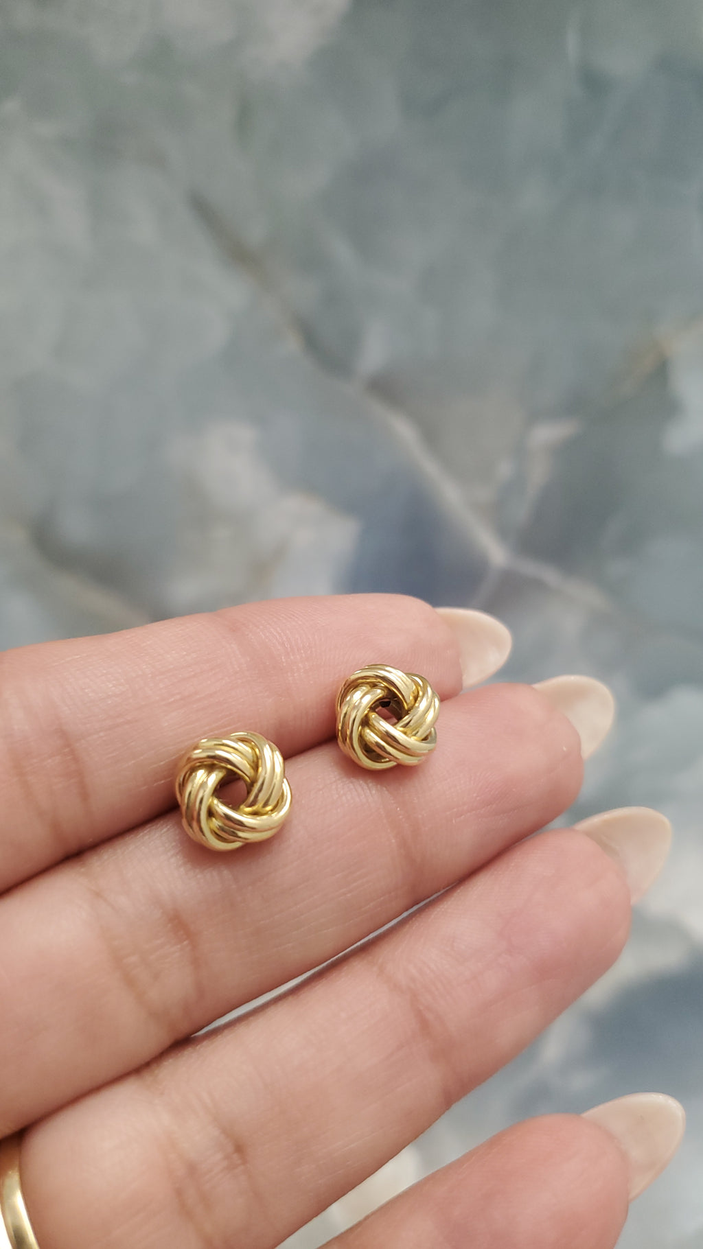 Love Knot Stud Earrings 086
