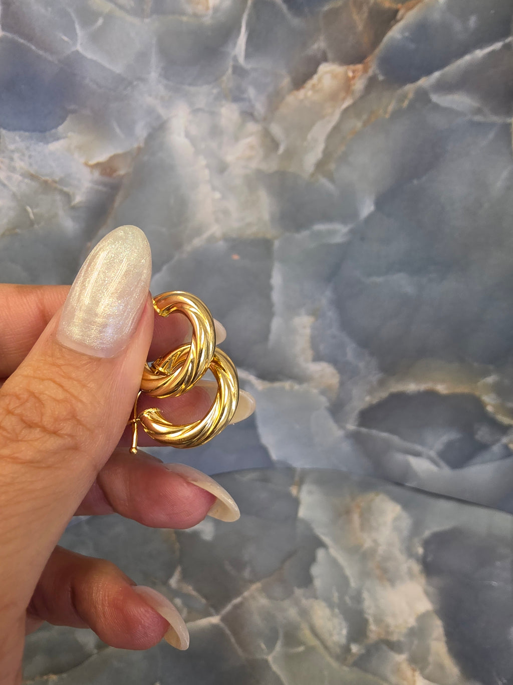 Twisted Hoop Earrings 182